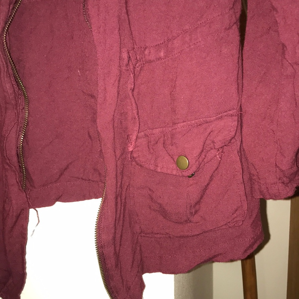 Maroon thin jacket - Picture 3 of 3